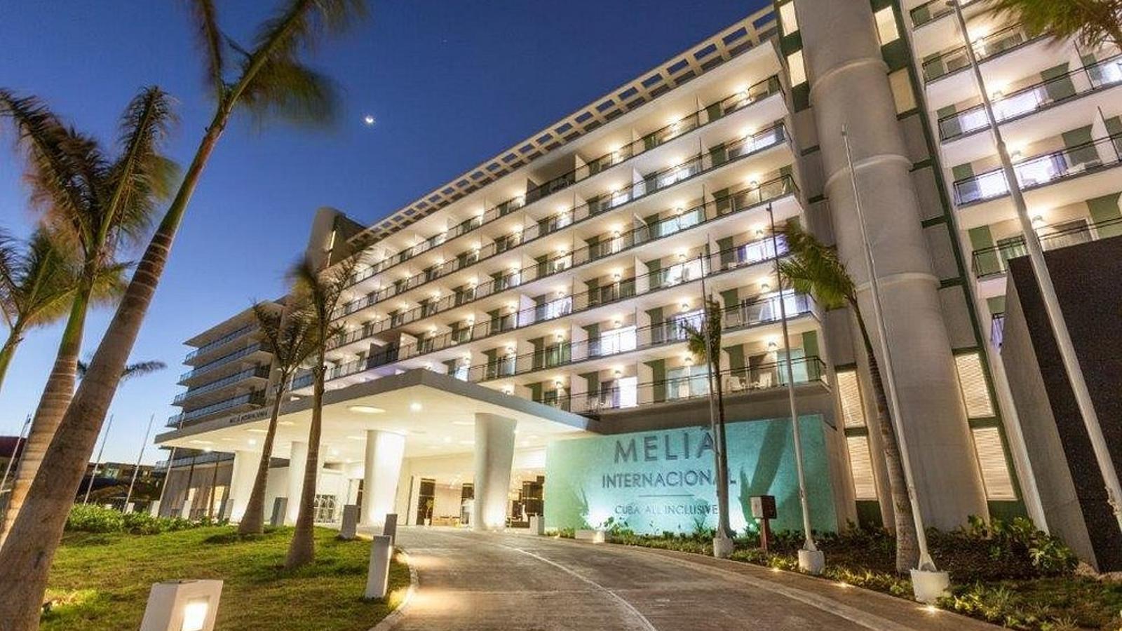 Meliá'dan Küba'ya 36 Yıllık Veda: Turizm Devi Adadan Neden Çekiliyor?