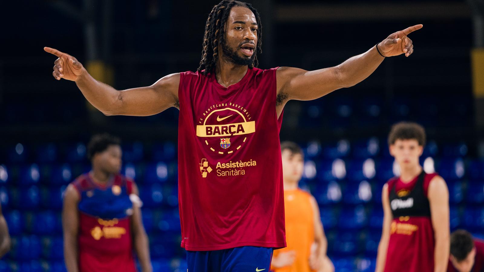 Barça'nın Basketbol Devriminde Yeni Yüz: Stanley Umude ve Modern Oyun Anlayışı