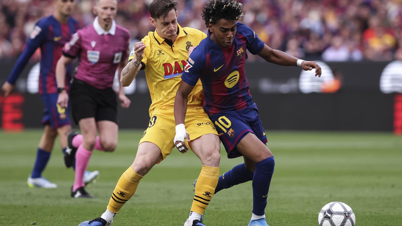 Pol Lozano'ya Hakaret Yağmuru: Instagram Hesabını Kapattı!