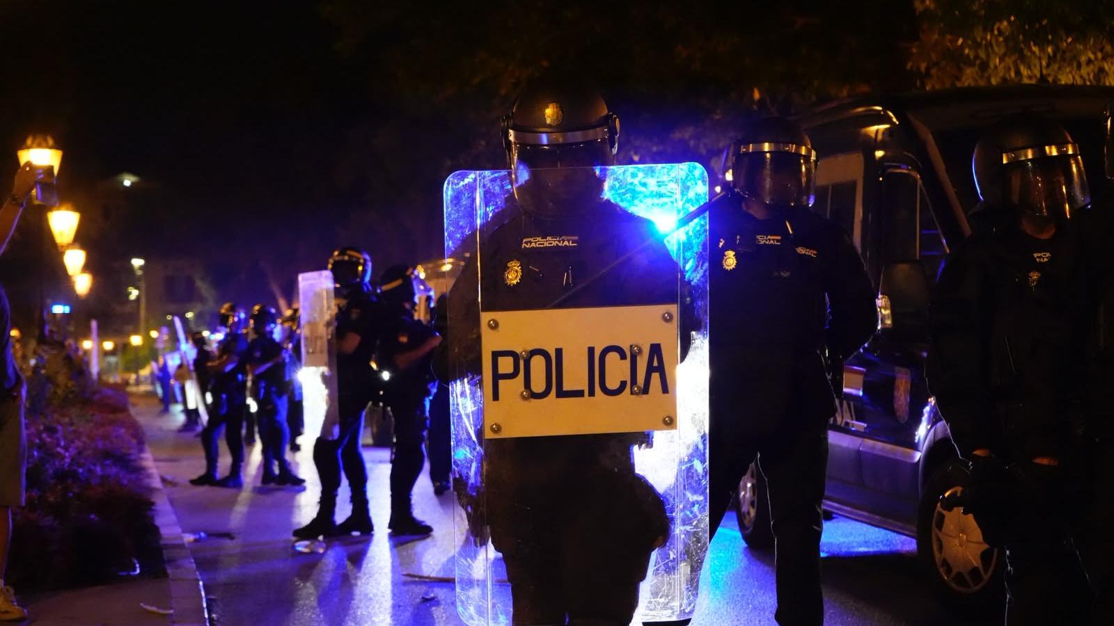 Palma'daki Barışçıl Gösteriye Orantısız Polis Müdahalesi: Şiddet Gölgesi