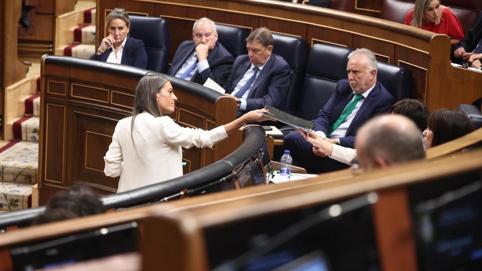 İspanya'da Siyasi Gerilim: Konut Kararnameleri Junts ve PSOE'yi Karşı Karşıya Getirdi