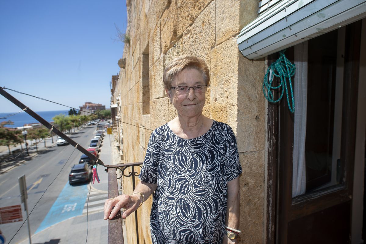 Tarragona'nın Tarihi Duvarlarında Yaşamak: Turistlerin Hedefindeki Balkon ve