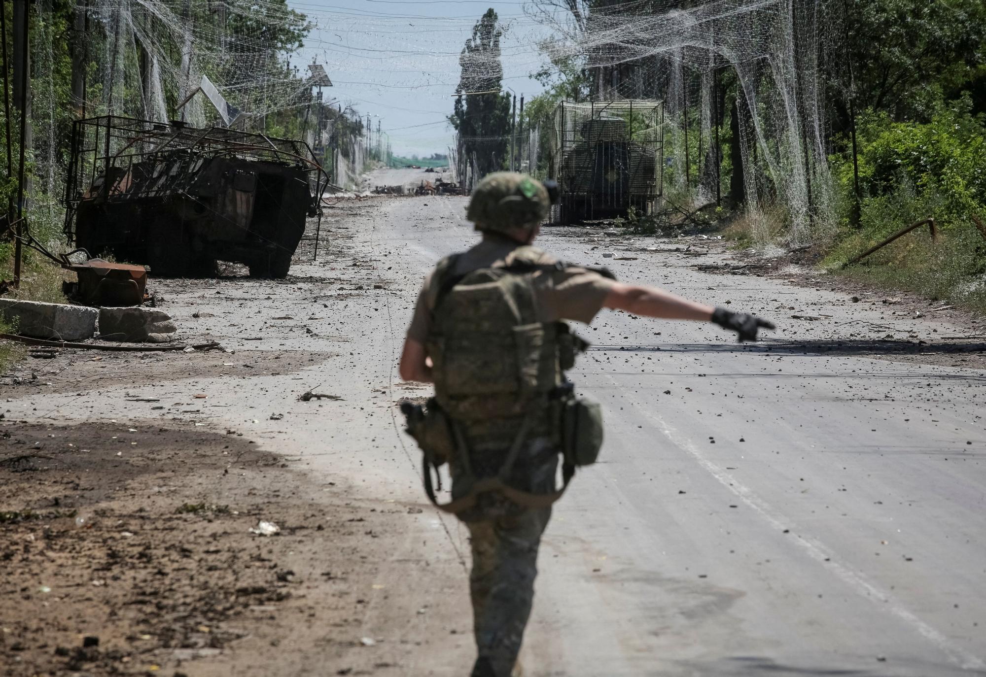 Rus Ordusu Donbas'ta Kostiantynivka'ya İlerliyor: Ukrayna Savunmasında Kritik Eşik