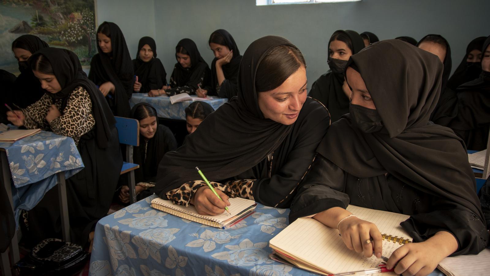 Afganistan'da Taliban Yönetiminin Beş Yılı: Unutulan Bir Ülkenin Çığlığı