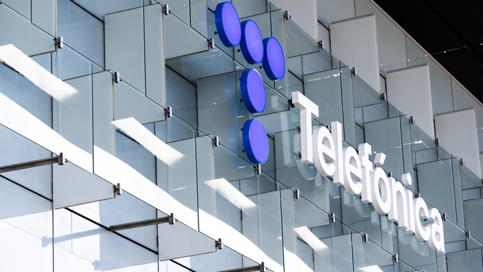 Telefónica'ya Çekya'dan Ağır Fatura: 2005'teki Satın Alma 102 Milyon Euro'ya Patladı