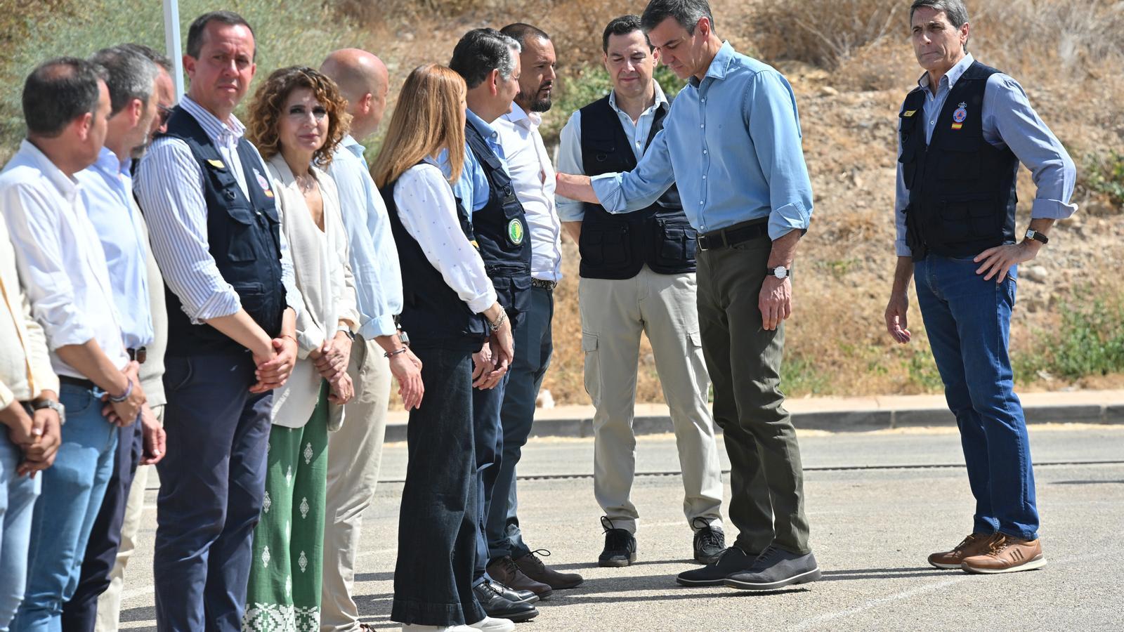 Almería Yangını Pazartesi Kontrol Altına Alınabilir: Endülüs'te Umutlu Bekleyiş